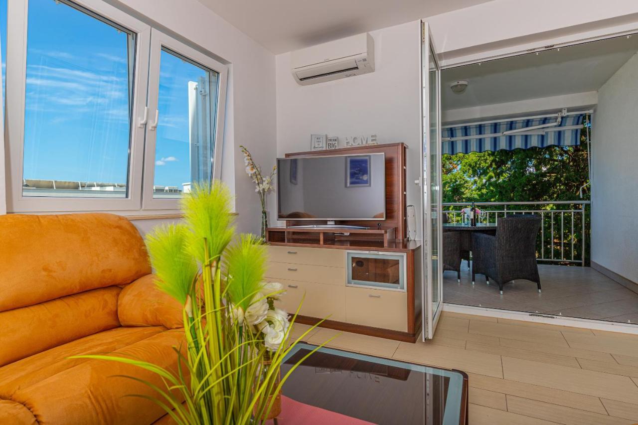 Apartmani Maya Selce Ngoại thất bức ảnh